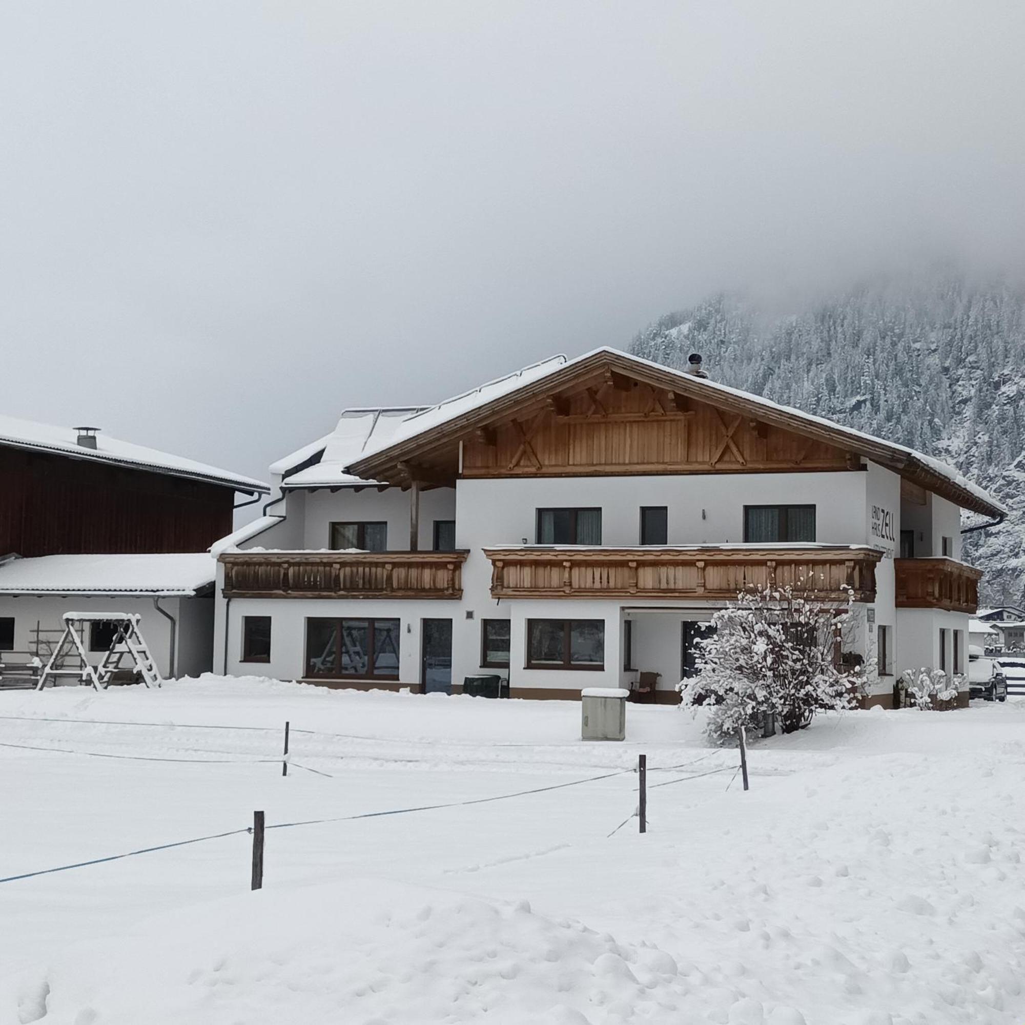 Landhaus Zell Längenfeld Екстериор снимка