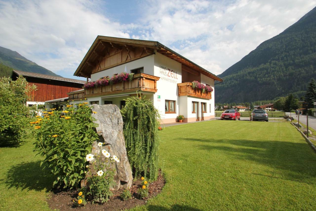 Landhaus Zell Längenfeld Екстериор снимка