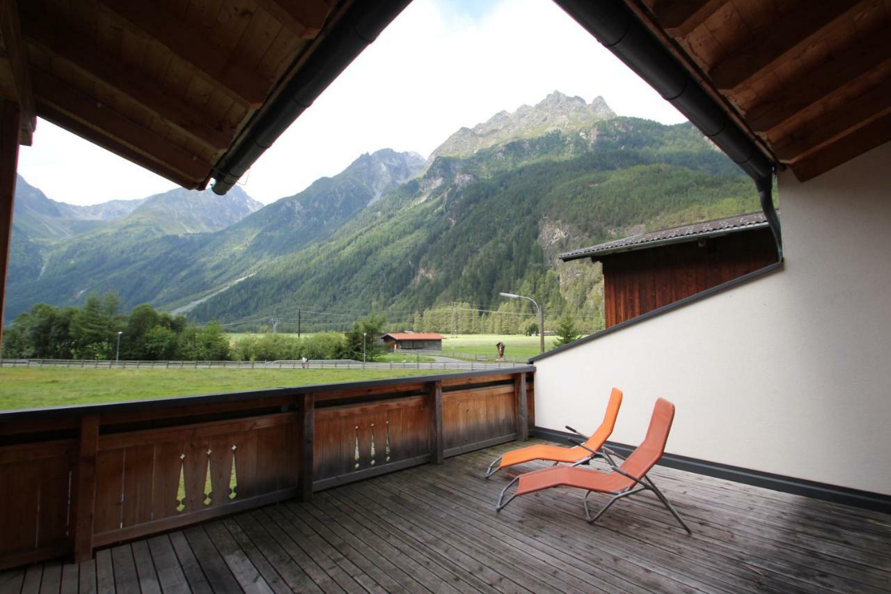 Landhaus Zell Längenfeld Екстериор снимка